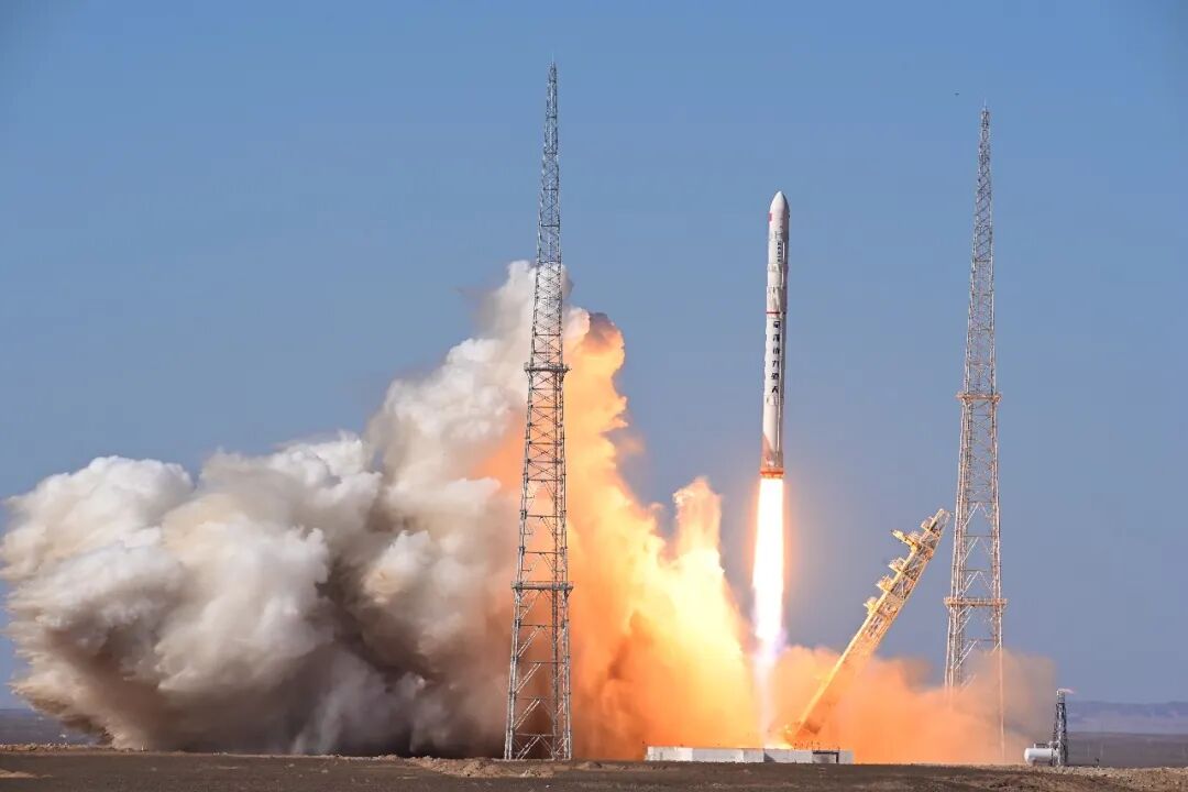 智神星一号火箭圆满首飞！梦克斯航空硬核护航